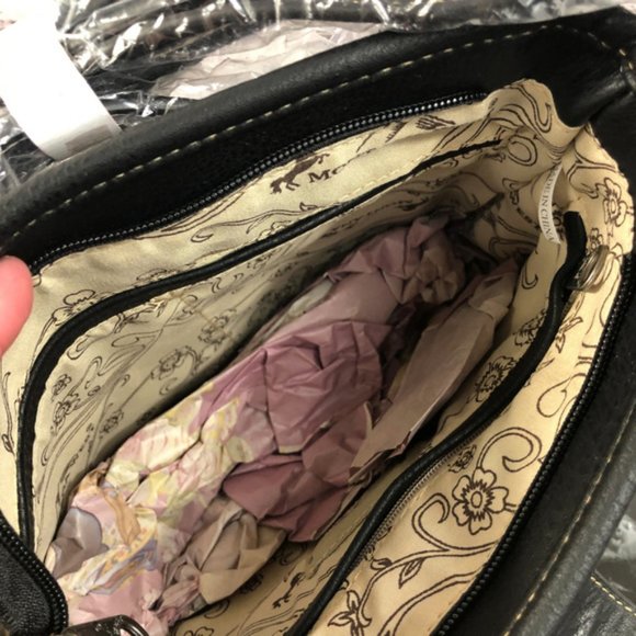 Montana West Aztec Collection Crossbody - Picture 5 of 5